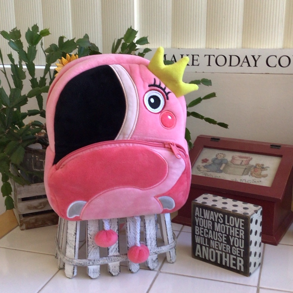 ‘Kakoo’ 3D Plush Flamingo Backpack